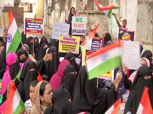 Scores of women protested against the CAA, NPR, NRC in Morland Road area Mumbai on Monday . Photo/ANI