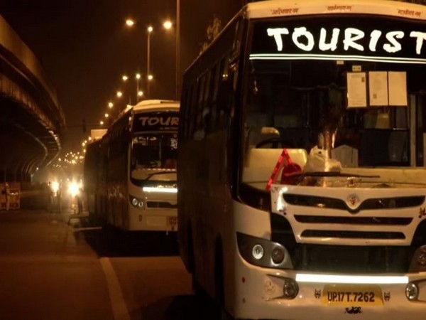 Buses which will carry migrants from Delhi-Noida border to their homes in UP, Bihar, Jharkhand and West Bengal. Photo/ANI
