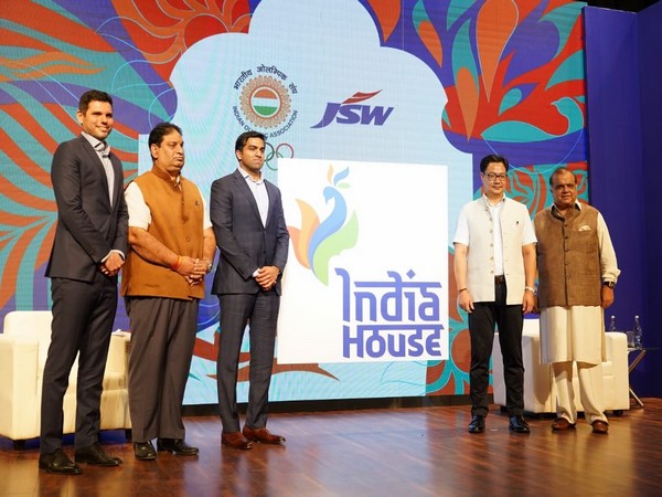 Union Sports and Youth Affairs Minister Kiren Rijiju along with Dr Narinder Dhruv Batra, Rajeev Mehta, Parth Jindal, and Mustafa Ghouse during an event on Thursday. Photo/ANI