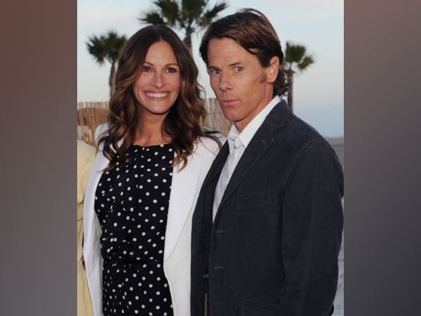 Julia Roberts and Daniel Moder (Image source: Instagram)