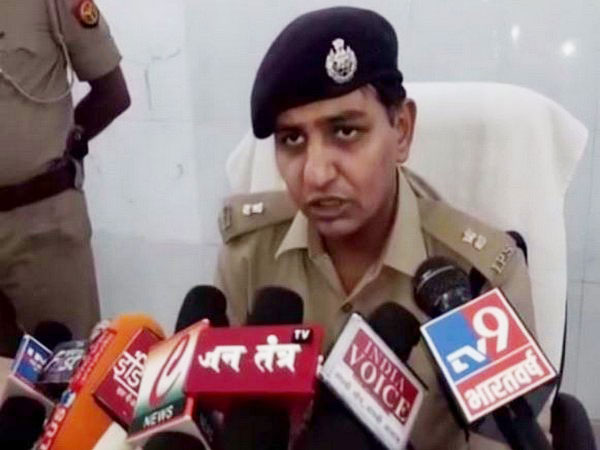 police arrested five men for stealing 80 beehive boxes in the Charra area of Aligarh in Uttar Pradesh on Saturday. Photo/ANI