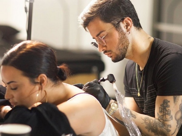 Singer Demi Lovato and Tattoo Artist Alessandro Capozzi (Image courtesy: Instagram)