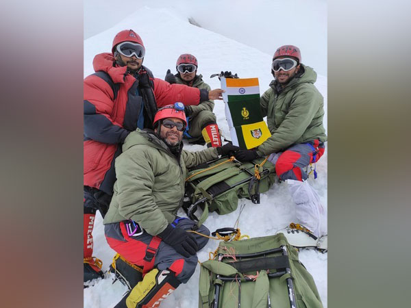 The mountaineers of ITBP successfully climbed the Mount Balbala peak (Photo/ANI)