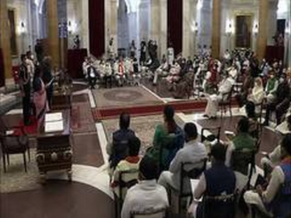 Visuals from swearing-in ceremony at Rashtrapati Bhavan on Wednesday.