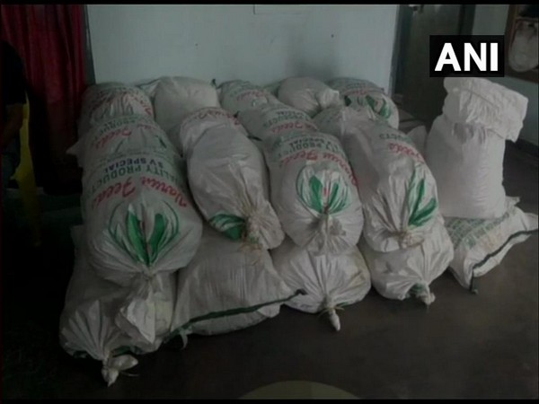 580 kg of cannabis seized by Visakhapatnam Rural Police at Garikabanda check post on Saturday. Photo/ANI