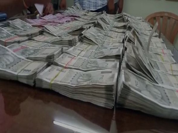 Seized cash (Photo/ANI)