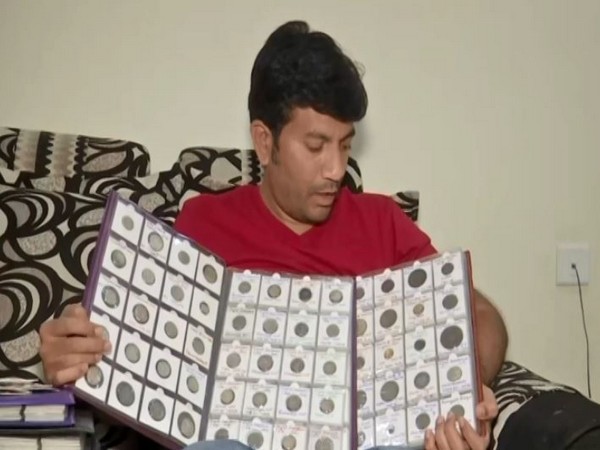 Hyderabad techie Giridhar Sripati with his coin collection (Photo/ANI)