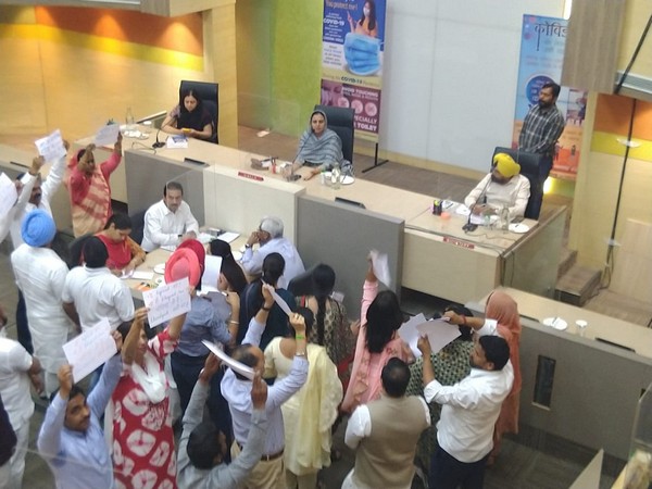 Ruckus at Chandigarh MC Special House