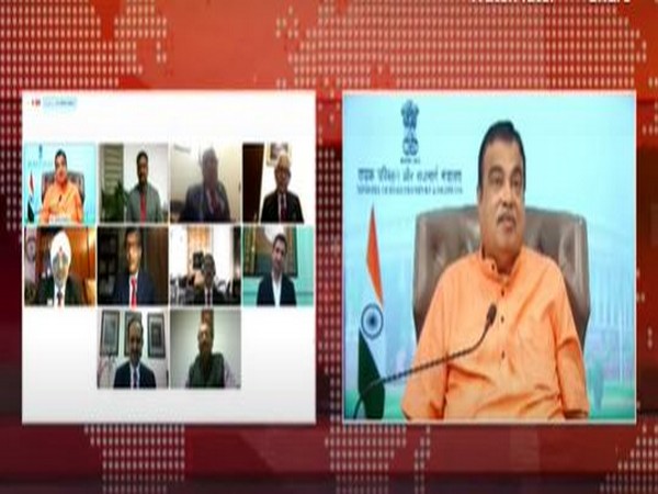 Union Minister for Road Transport and Highways Nitin Gadkari interacting with members of the Indian Plumbing Association (Photo/ANI)