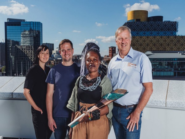 Karen Newman, Tom Osman, Laura Nyahuye, and Karl Hamlin with CWG 2022 Baton (Photo: birmingham2022.com)