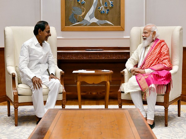 Telangana Chief Minister K Chandrashekar Rao with PM Modi (File Photo)