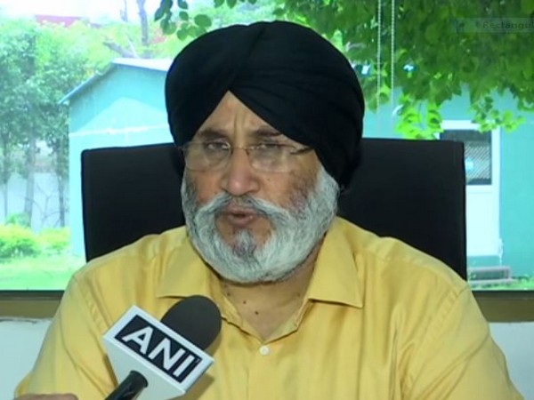 SAD leader Daljit Singh Cheema talking to ANI in Chandigarh on Monday 