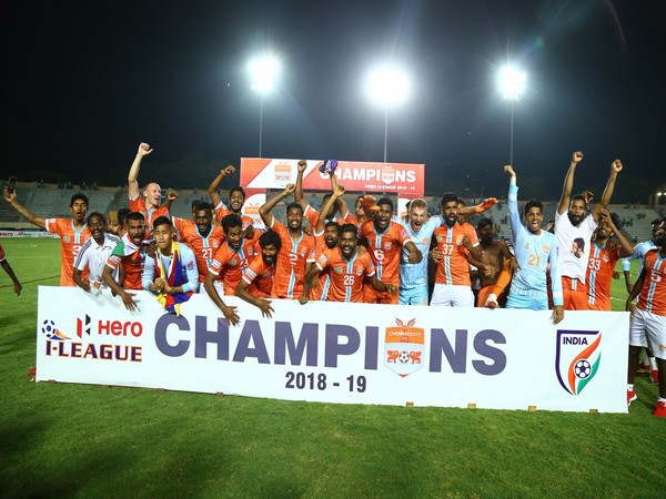 Chennai City celebrating maiden I-League victory (Courtesy- I-League Twitter)