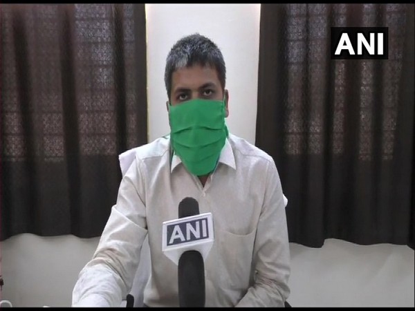 Superintendent of Police, Chhindwara, Vivek Agarwal speaking to ANI. 