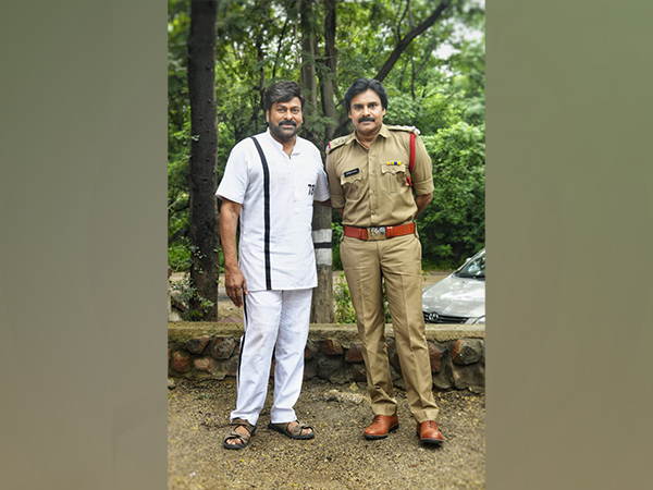 Chiranjeevi and Pawan Kalyan (Image source: Twitter)
