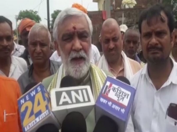Union Minister Ashwini Choubey spoke to media in Buxar in Bihar on Tuesday. Photo/ANI