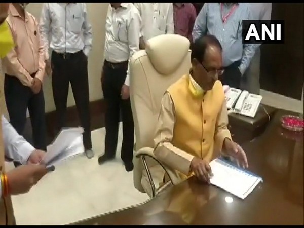 Shivraj Singh Chouhan taking charge as Madhya Pradesh Chief Minister on Monday. 