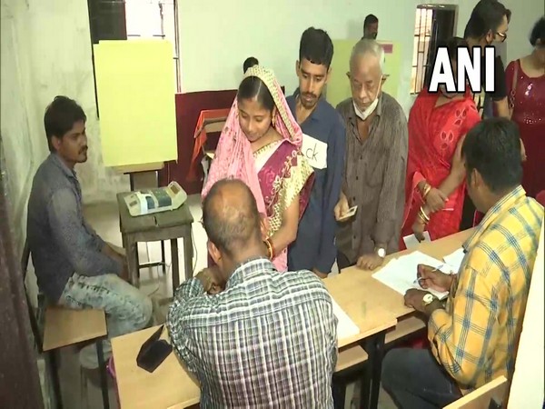 Voting underway in Bhubaneswar (Photo/ANI)