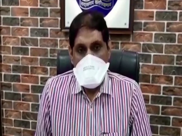 Palghar Collector Kailas Shinde speaking to reporters on Friday. Photo/ANI