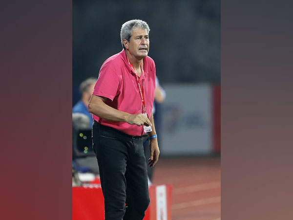 Manuel Marquez Roca Head Coach of Hyderabad FC during the match. (Photo/ Sportzpics)