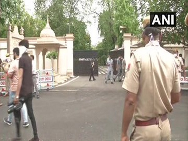 A visual from Rajasthan Chief Minister Ashok Gehlot's residence in Jaipur. [Photo/ANI]