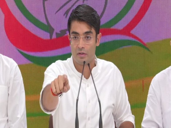 Congress spokesperson Jaiveer Shergill addressing a press conference in New Delhi on Sunday. Photo/ANI