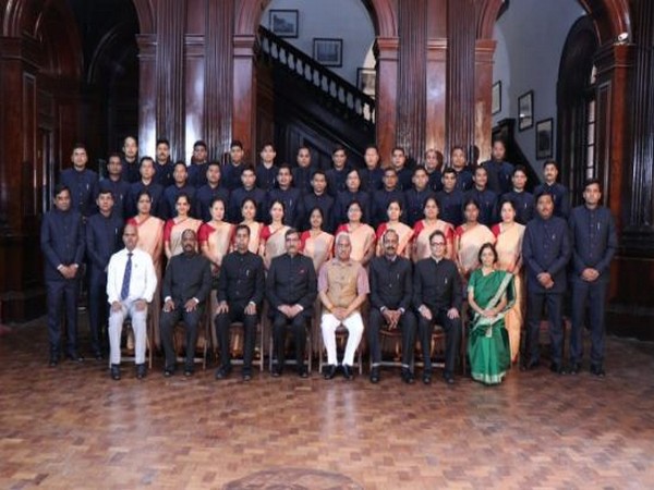 Convocation picture of trainee officers in Dehradun (photo/ANI)