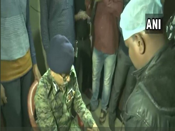 CRPF DG met the injured jawans in Raipur hospital on Wednesday. Photo/ANI