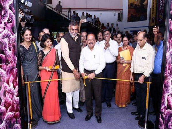 Union Minister Harsh Vardhan and MoS for Culture Independent Charge Prahlad Singh Patel jointly inaugurate the exhibition ‘Superbugs: The End of Antibiotics?’in New Delhi on Friday. Photo Source (PIB)