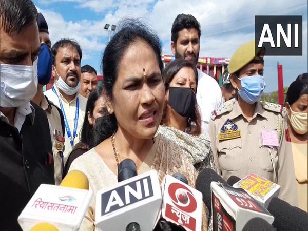 Union MoS Shobha Karandlaje in Kathua (Photo/ANI)