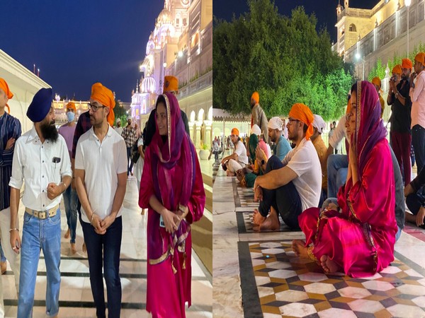 Aamir Khan at Golden Temple  (Image source: Instagram)