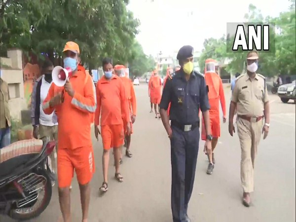 Three teams of NDRF deployed in Visakhapatnam in wake of Cyclone 'Jawad' (Photo: Twitter/ANI)