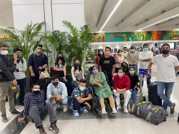 Passengers stranded at Delhi airport (Photo/ANI)