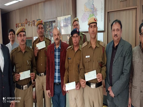 Delhi Fire Services personnel were awarded Rs 2 lakh each on Wednesday. Photo/ANI