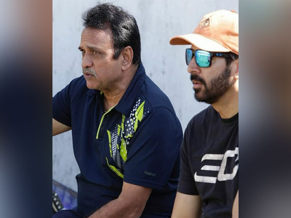 Kabir Khan with Yashpal Sharma, who passed away on Tuesday. File photo