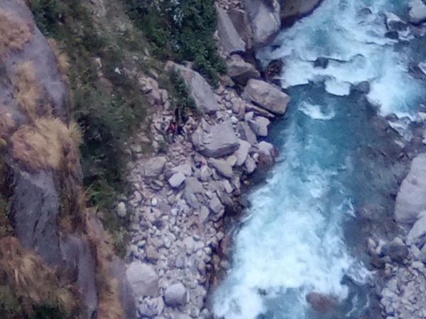 Visuals from the accident site