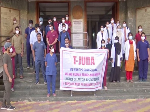 Junior doctors protesting at Gandhi hospital in Hyderabad (Photo/ANI)