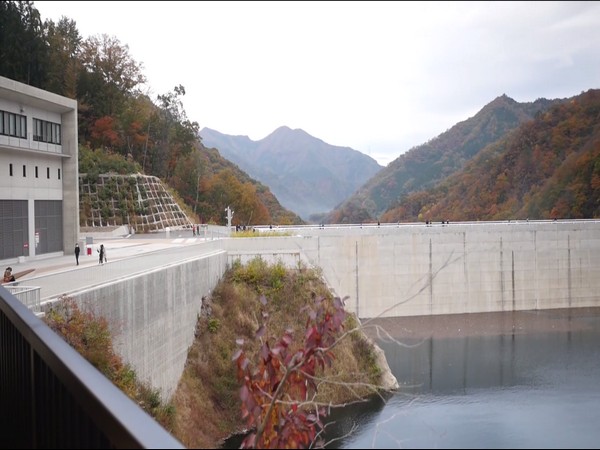 Yamba Dam gaining popularity among tourists in Japan