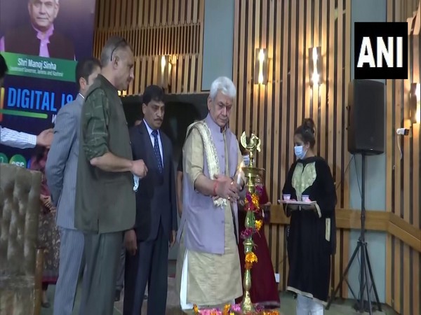 Lt Governor Manoj Sinha inaugurates the Digital Week in Srinagar. (ANI/photo)