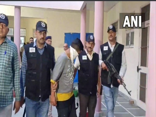 Visual of STF officials with the arrested accused in Haryana (Photo/ANI)