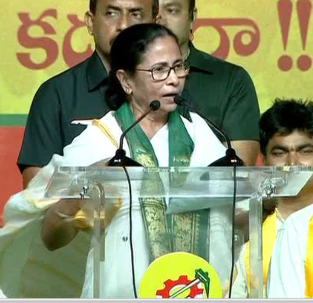 West Bengal Chief Minister Mamata Banerjee addressing an election rally of TDP at Vizag on Sunday. Photo/ANI