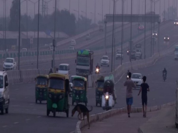 At ITO where Air Quality Index is at 275 in 