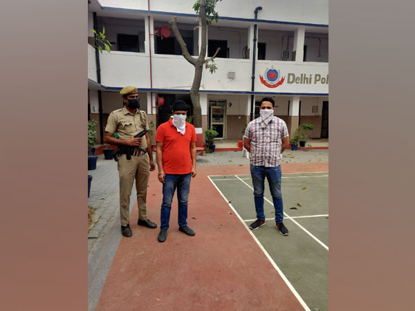 Man arrested in coonection with cheating people impersonating local MLA and MP (Photo/ANI)