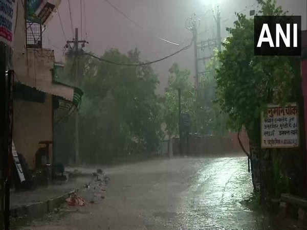 Rain lashes parts of Delhi on Monday morning, (Photo/ANI)