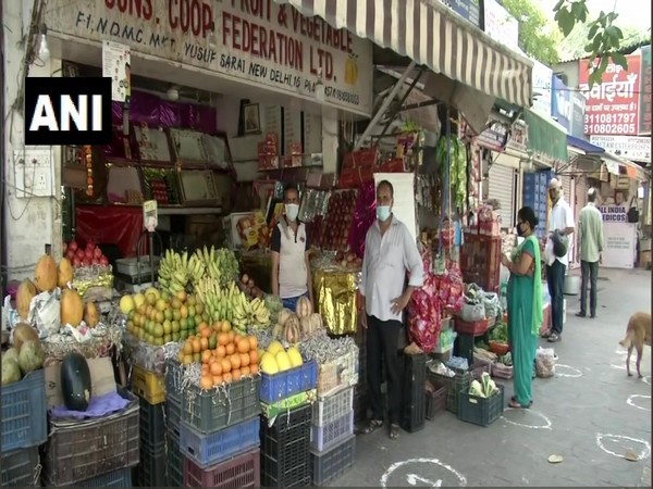 A view of market in Yusuf Sarai area of New Delhi on Monday. Photo/ANI