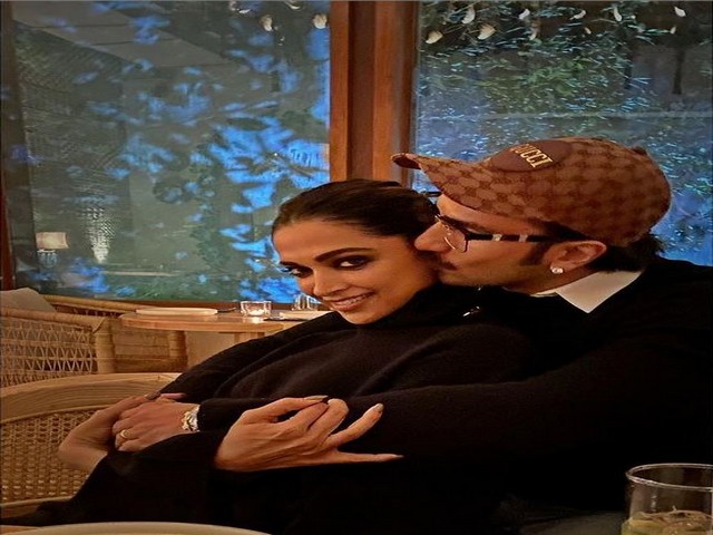 Ranveer Singh with Deepika Padukone (Image Source: Instagram)