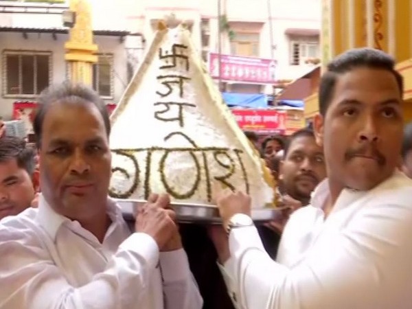 Bajirao Waykar, the devotee with the modak. Photo/ANI