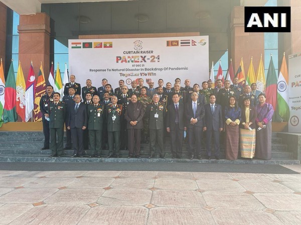 MoS Defence Ajay Bhatt, CDS Gen Bipin Rawat and Army Chief Gen Manoj Mukund Naravane with the delegates of BIMSTEC (Photo/ANI)