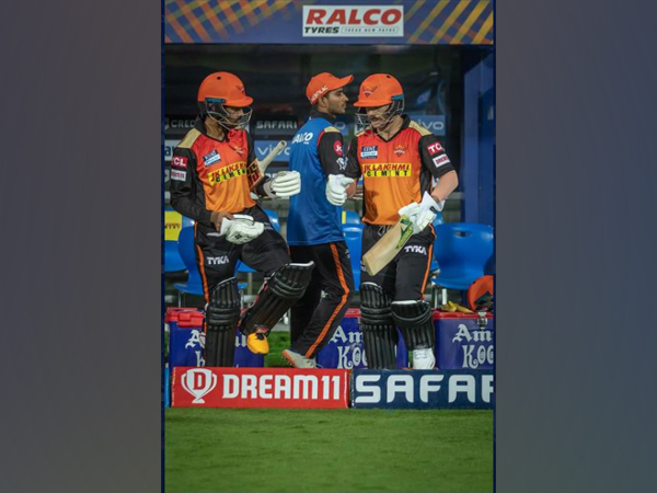 SRH batters Wriddhiman Saha and David Warner (Photo/ iplt20.com)