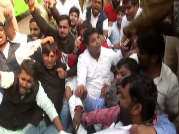Youth congress workers protesting in New Delhi outside Parliament on Monday. Photo/ANI